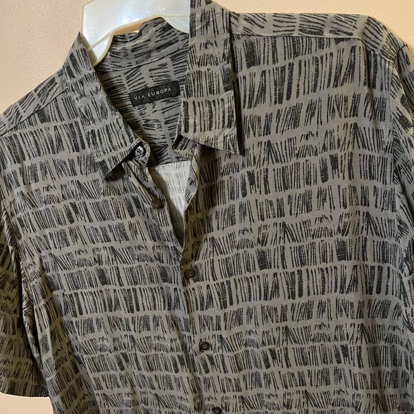 Via Europa Men’s casual button down shirt. - Picture 3 of 11